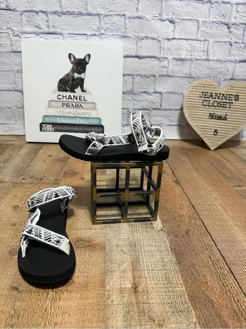 Teva Women Original Universal Sandals Single Strap Boomerang White Gray 7